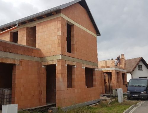 Výstavba RD v UH, založení patra